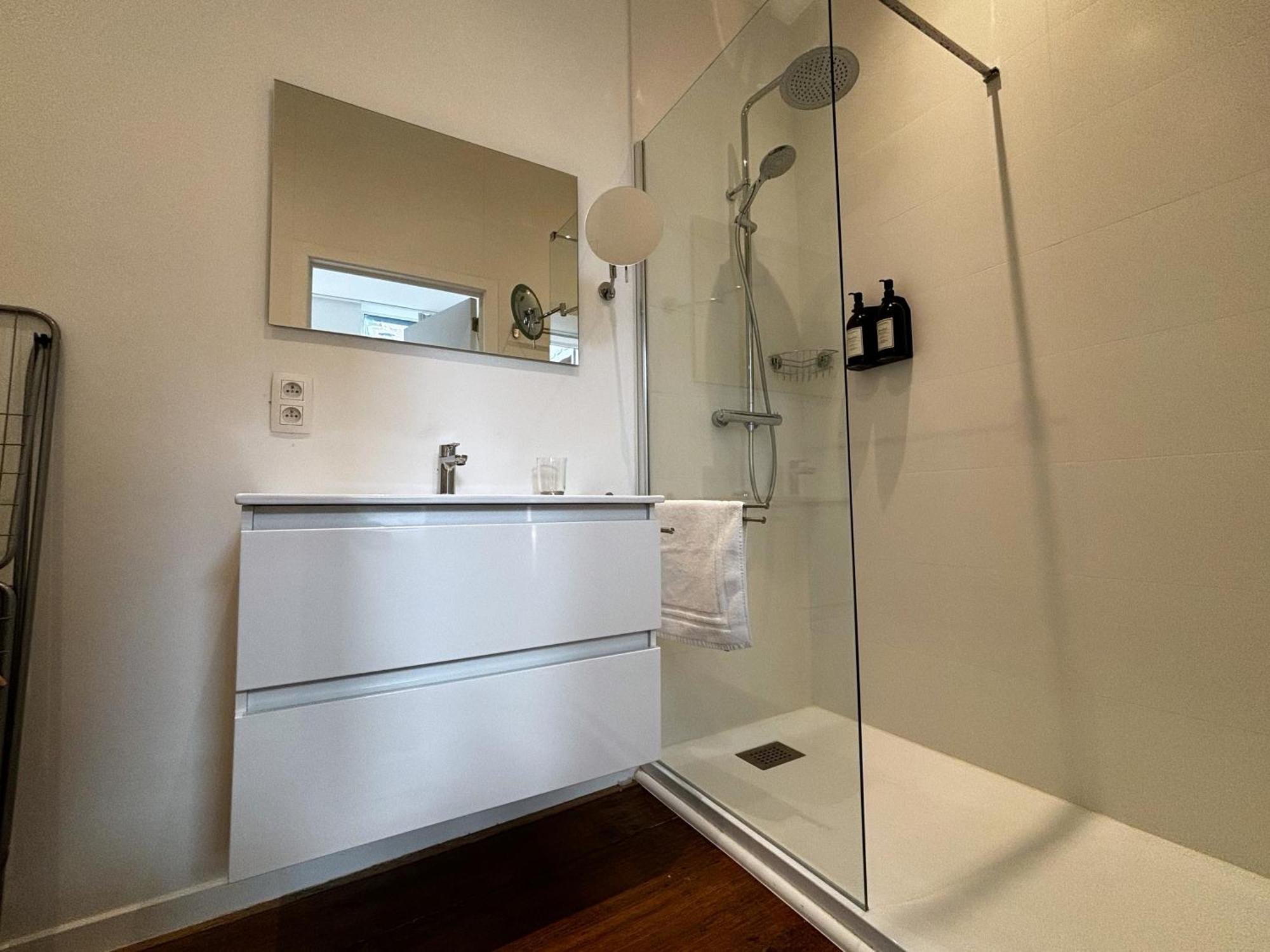 Urbanchic Appartement Elegance Hyper Centre Lieja Exterior foto
